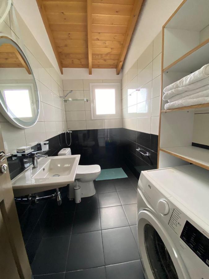Villa Yseni Orikum Extérieur photo